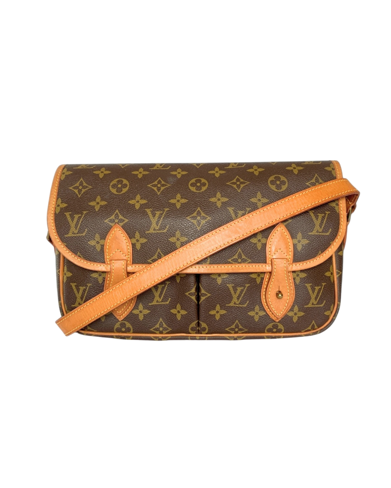Louis Vuitton Satchel Messenger in Monogram Canvas